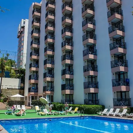 מלון Buganvilia 3*
